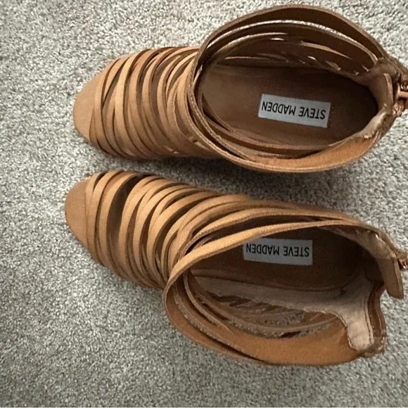 Steve Madden cage sandals 6 cognac - Picture 8 of 8